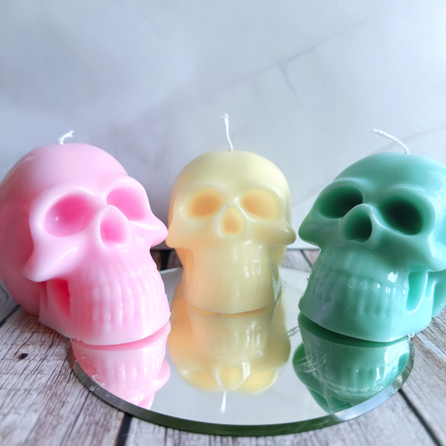 Large Skull Candle